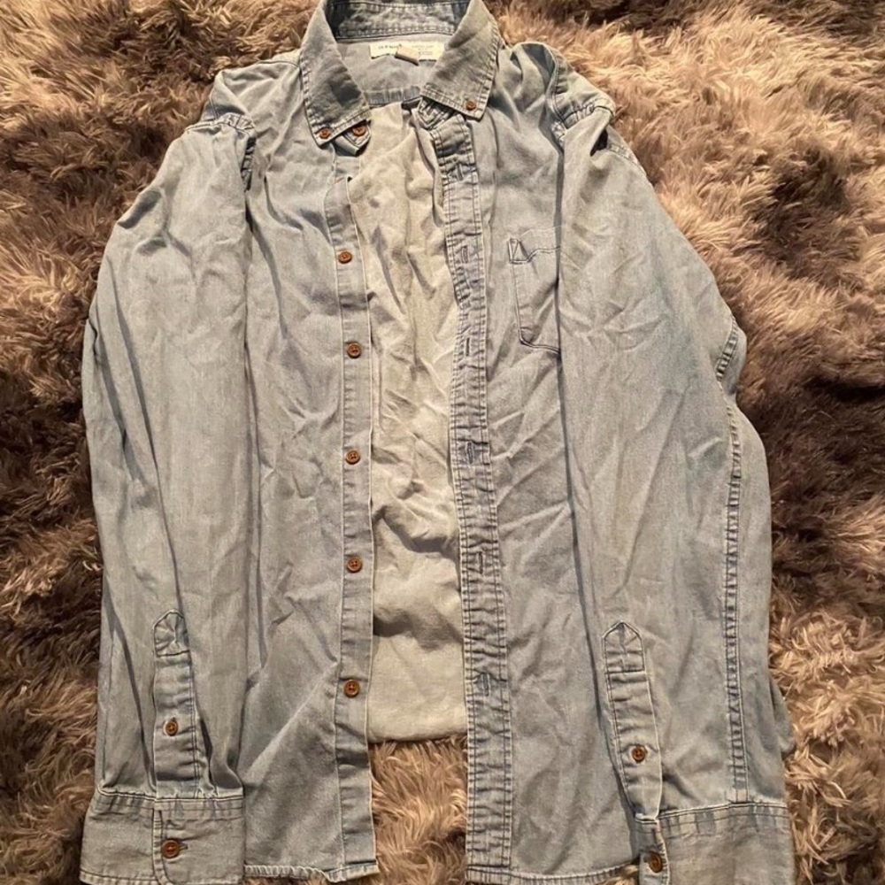 old navy denim style shirt